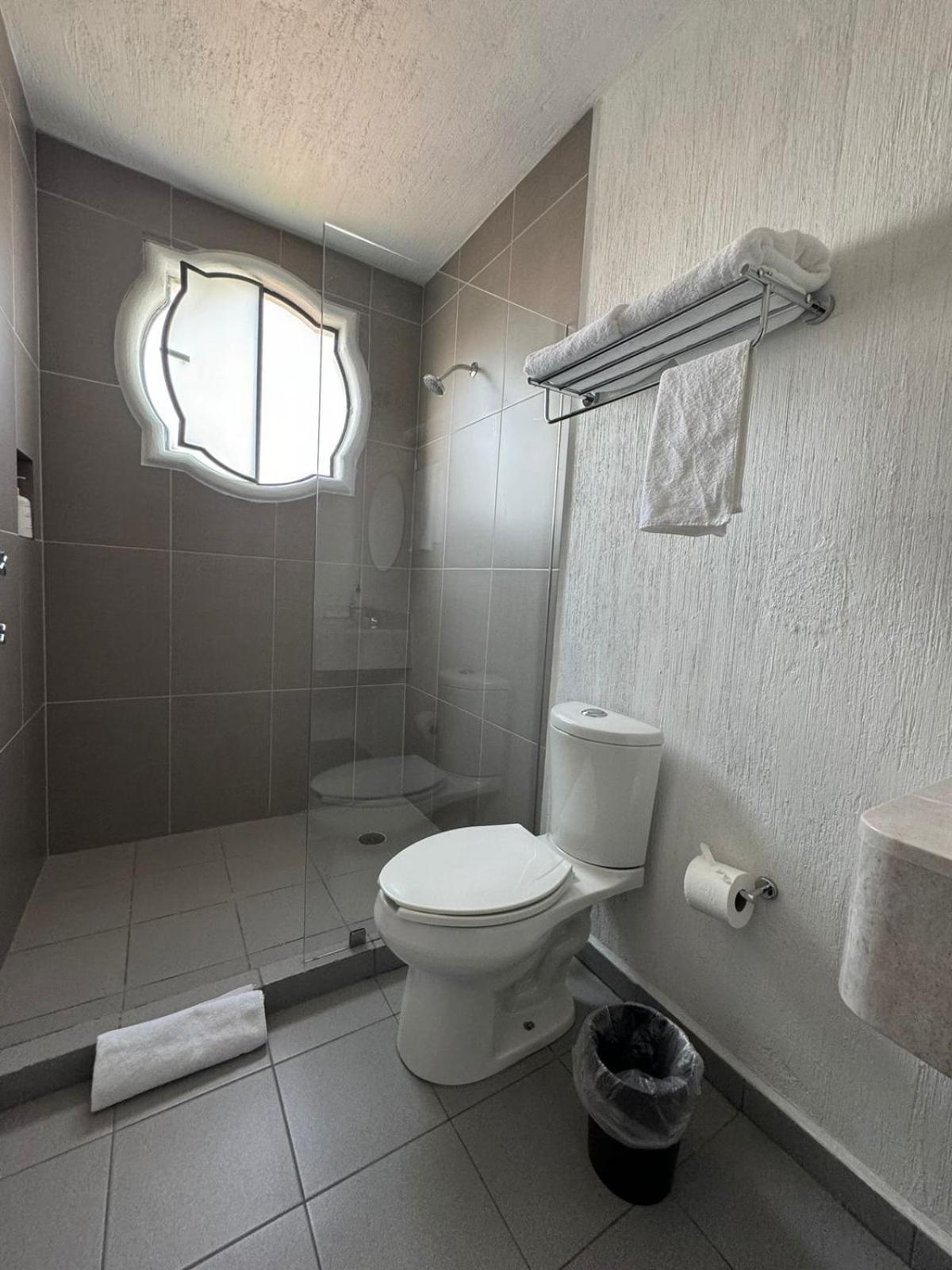 Suite Los Angeles Tecozautla Ngoại thất bức ảnh