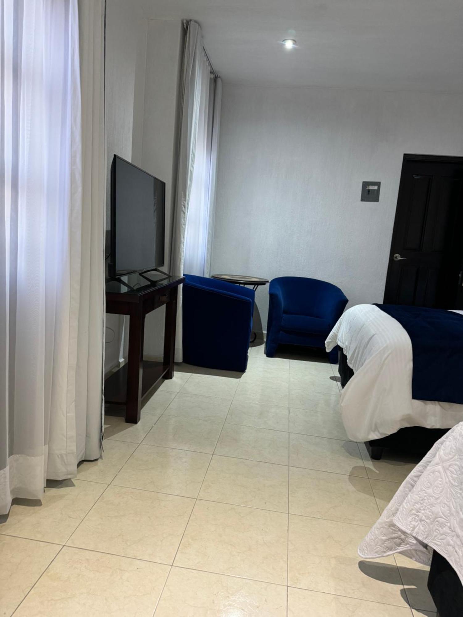 Suite Los Angeles Tecozautla Ngoại thất bức ảnh