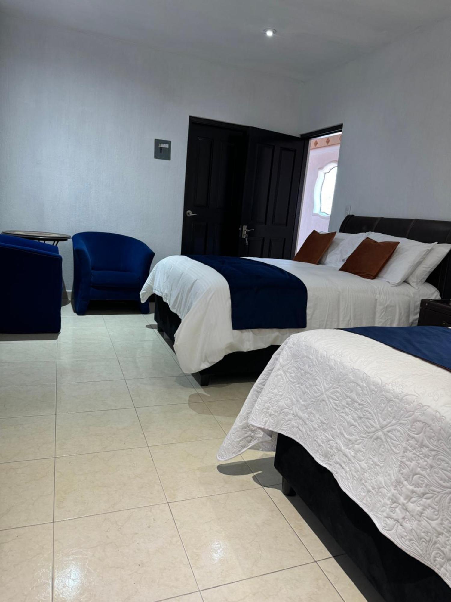 Suite Los Angeles Tecozautla Ngoại thất bức ảnh
