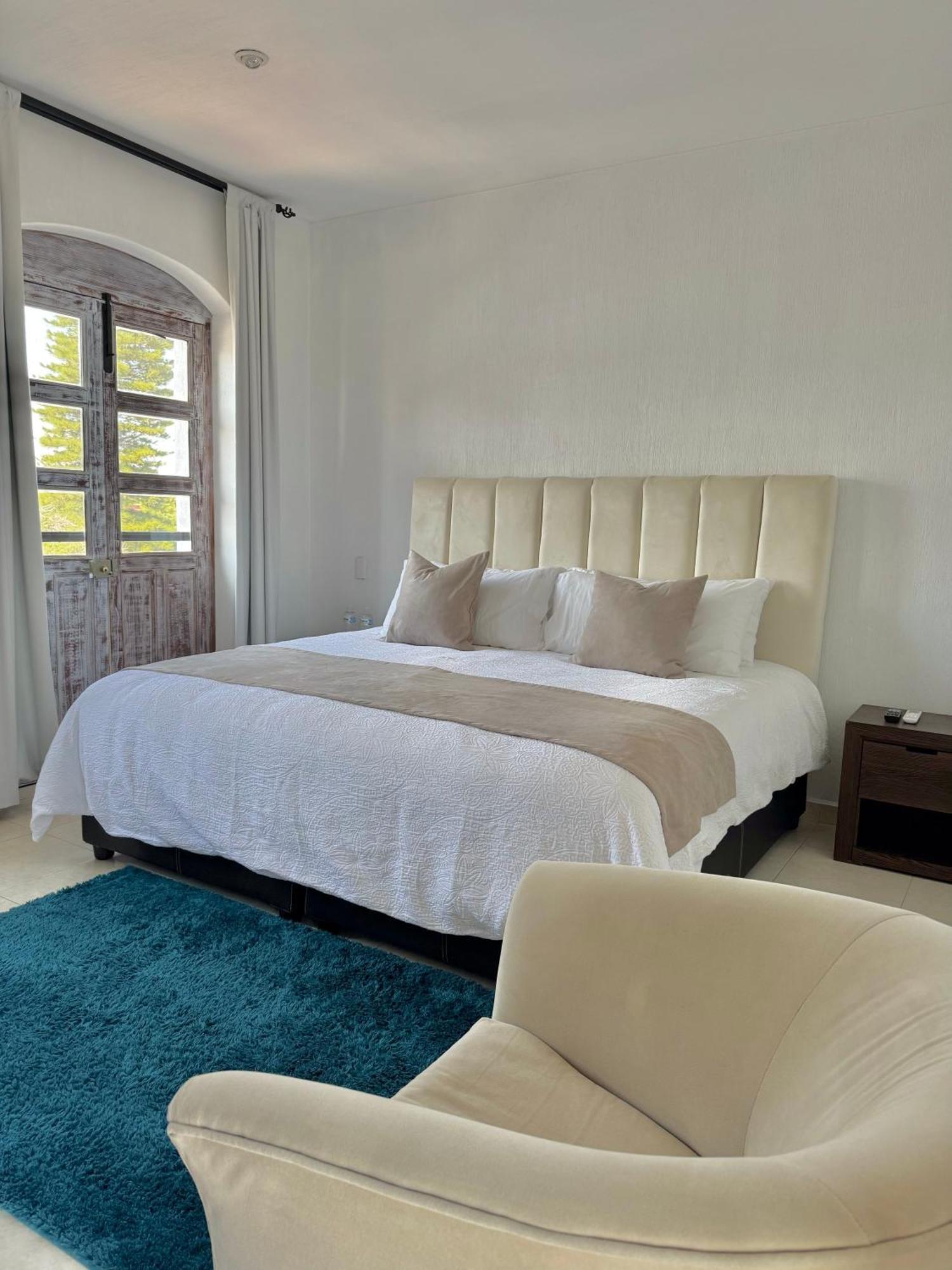 Suite Los Angeles Tecozautla Ngoại thất bức ảnh
