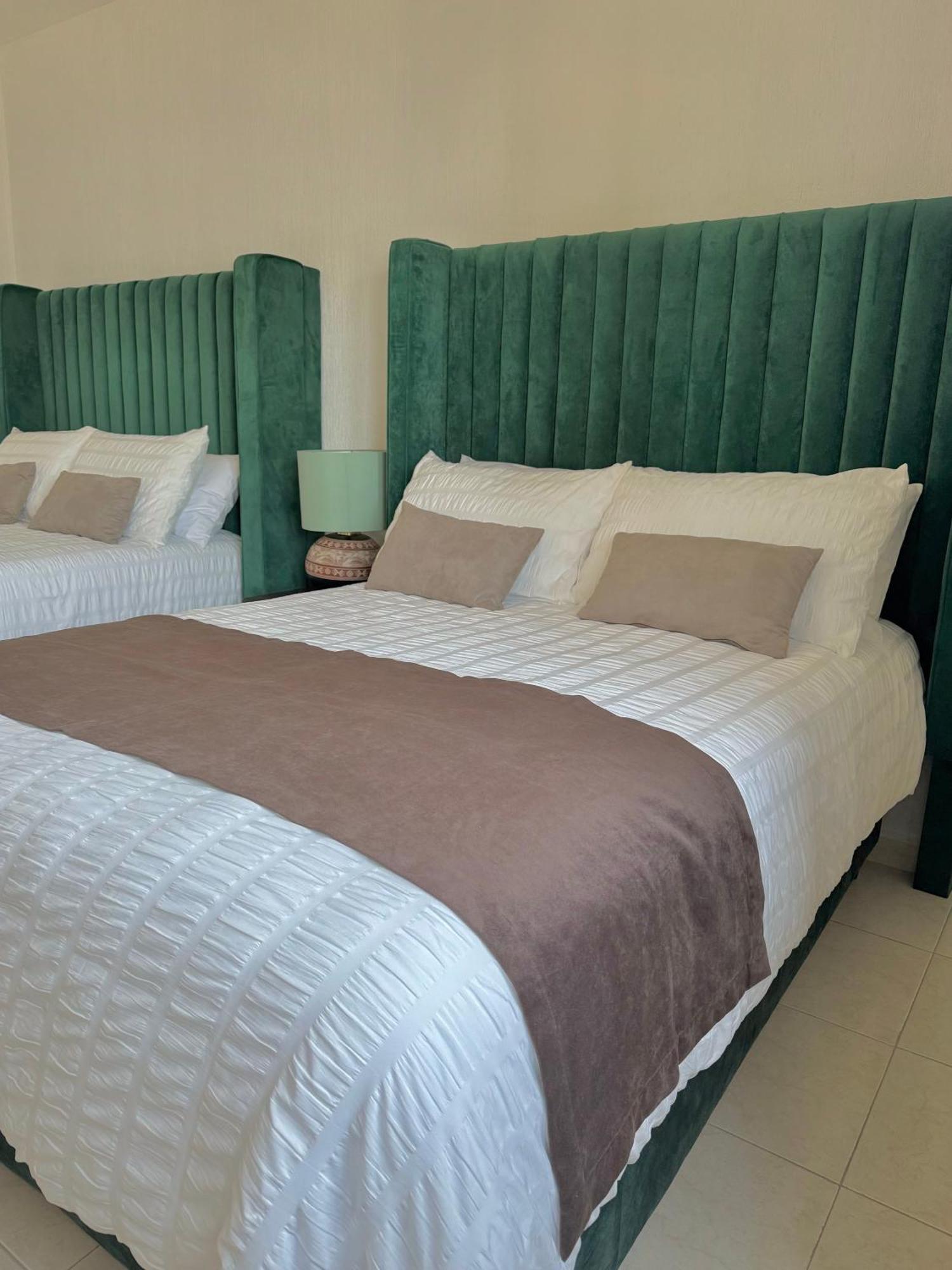 Suite Los Angeles Tecozautla Ngoại thất bức ảnh
